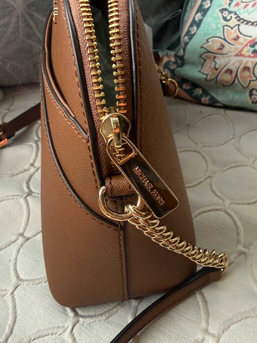 Michael Kors Jet Set Travel Medium Dome Crossbody Bag in Brown - Picture 5 of 8